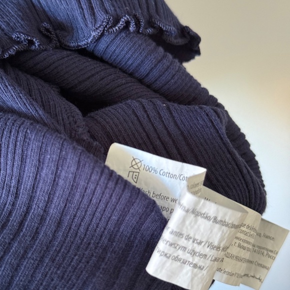 6 items more than 10 outfits - Picture 10 of 15